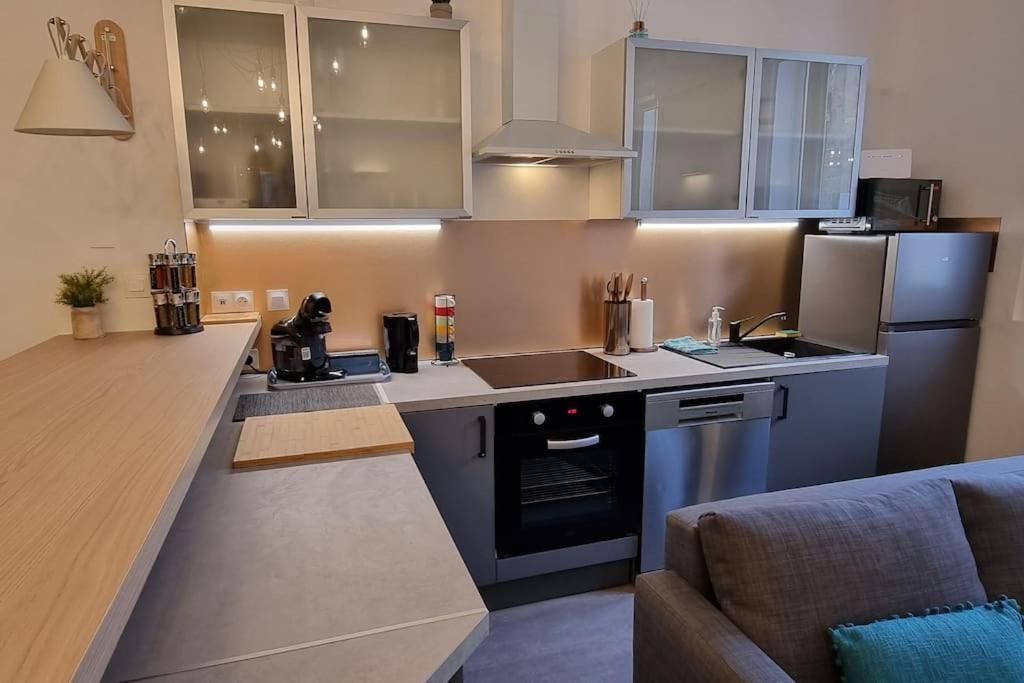 Apartment Le Retro Chic: Renovated With Free Parking La Roche-Chalais